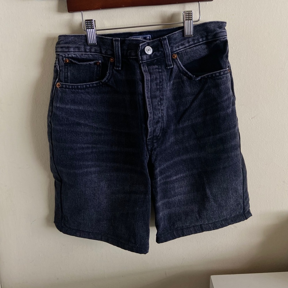 Abercrombie & Fitch High Rise 9 short